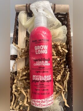 15. Marc Anthony Grow Long Leave-In Conditioner